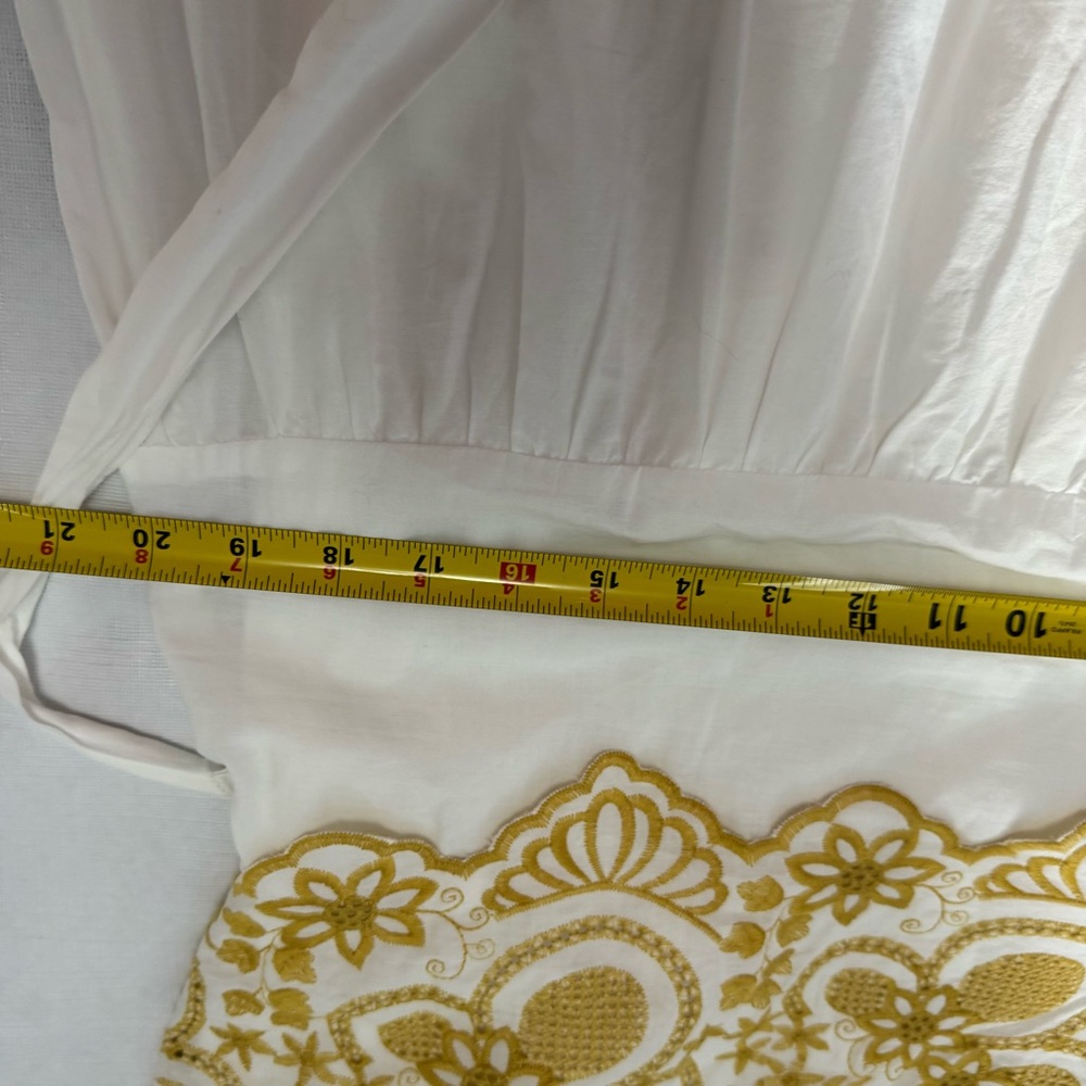 Laura Chic White and Gold Embroidered Maxi Dress size 16 - Picture 8 of 9
